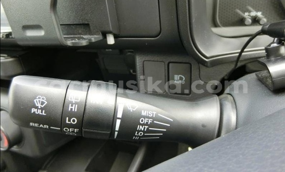 Acheter Occasion Voiture Toyota Succeed Blanc à Beitbridge, Matabeleland South Acheter Occasion Voiture Toyota Succeed Blanc à Beitbridge, Matabeleland South