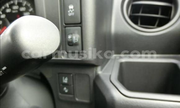 Acheter Occasion Voiture Toyota Succeed Blanc à Beitbridge, Matabeleland South Acheter Occasion Voiture Toyota Succeed Blanc à Beitbridge, Matabeleland South