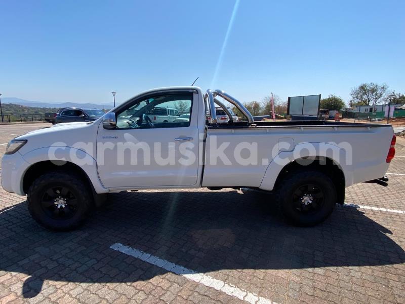 Big with watermark toyota hilux matabeleland south beitbridge 24300