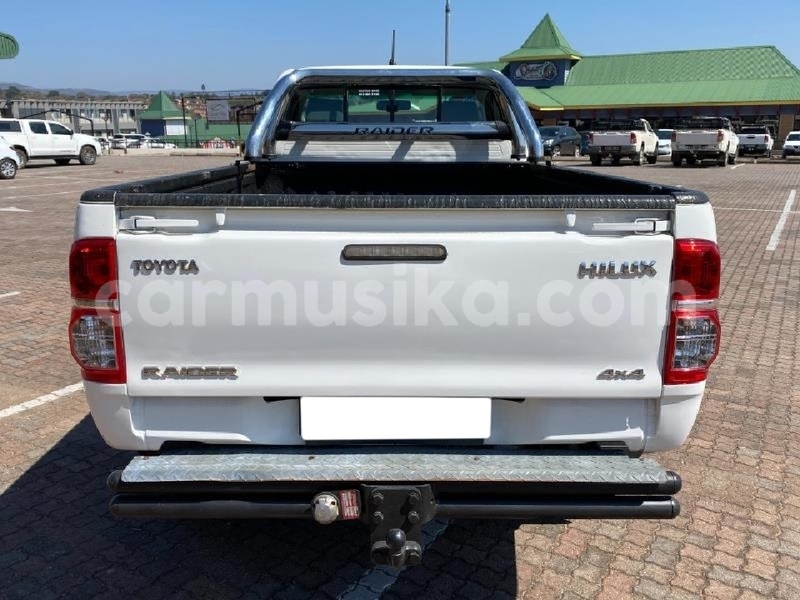 Big with watermark toyota hilux matabeleland south beitbridge 24300