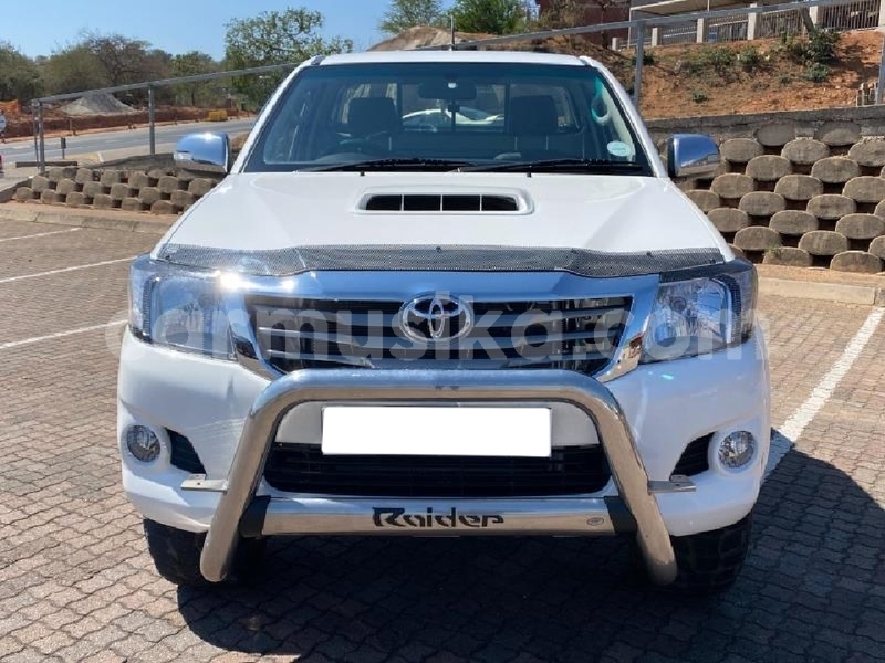 Big with watermark toyota hilux matabeleland south beitbridge 24300