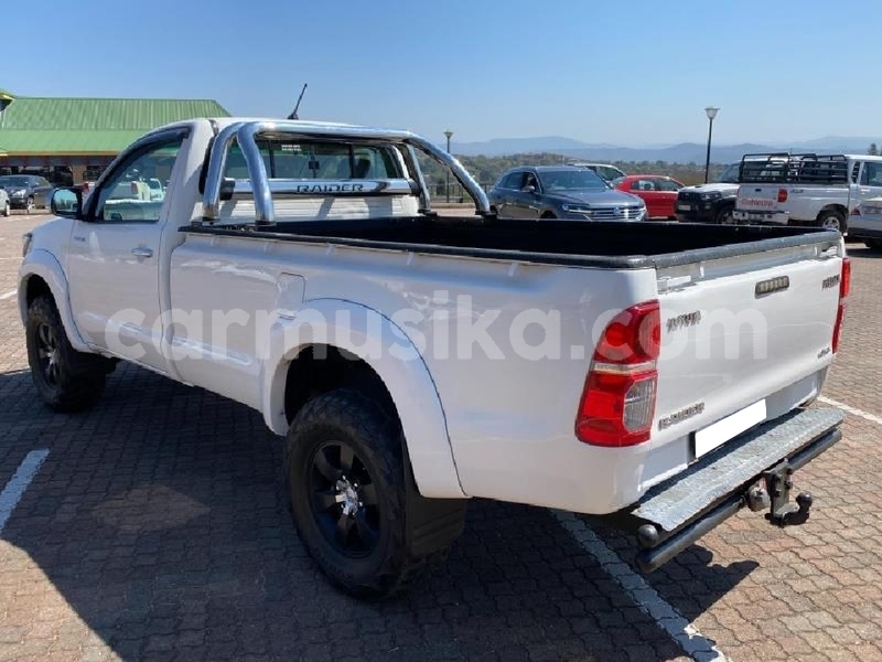 Big with watermark toyota hilux matabeleland south beitbridge 24300