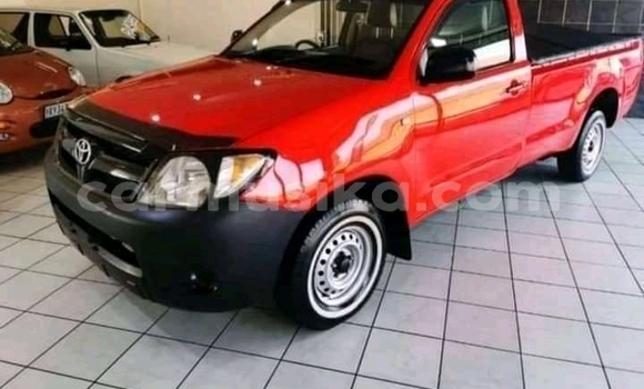 Buy Used Toyota Hilux Red Car in Beitbridge in Matabeleland South