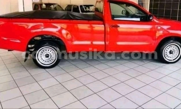 Acheter Occasion Voiture Toyota Hilux Rouge à Beitbridge, Matabeleland South Acheter Occasion Voiture Toyota Hilux Rouge à Beitbridge, Matabeleland South