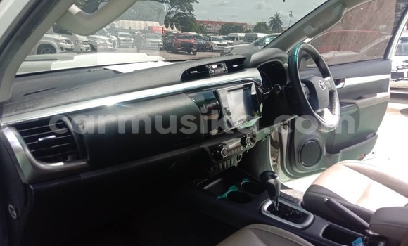 Acheter Occasion Voiture Toyota Hilux Autre à Beitbridge, Matabeleland South Acheter Occasion Voiture Toyota Hilux Autre à Beitbridge, Matabeleland South