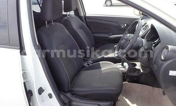 Buy Used Nissan Tiida White Car in Beitbridge in Matabeleland South Buy Used Nissan Tiida White Car in Beitbridge in Matabeleland South