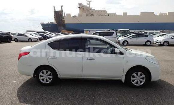 Buy Used Nissan Tiida White Car in Beitbridge in Matabeleland South Buy Used Nissan Tiida White Car in Beitbridge in Matabeleland South