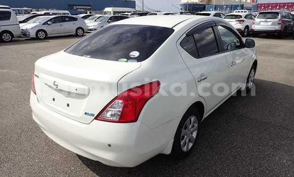 Buy Used Nissan Tiida White Car in Beitbridge in Matabeleland South Buy Used Nissan Tiida White Car in Beitbridge in Matabeleland South