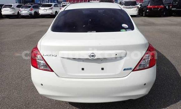 Buy Used Nissan Tiida White Car in Beitbridge in Matabeleland South Buy Used Nissan Tiida White Car in Beitbridge in Matabeleland South