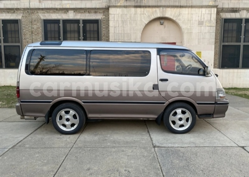 Big with watermark toyota hiace matabeleland south beitbridge 24331