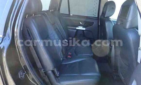 Nunua Ilio tumika Volvo XC90 Nyeusi Gari ndani ya Beitbridge nchini Matabeleland Kusini Nunua Ilio tumika Volvo XC90 Nyeusi Gari ndani ya Beitbridge nchini Matabeleland Kusini