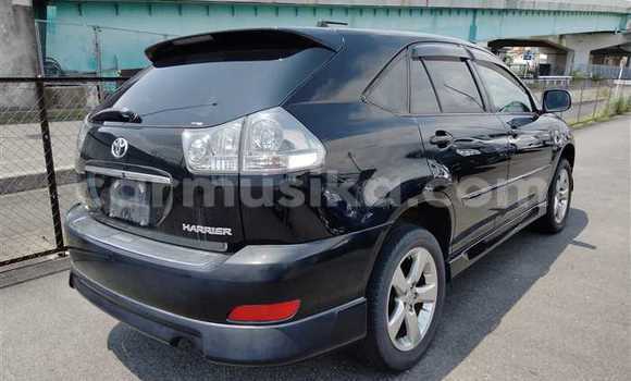 Nunua Ilio tumika Toyota Harrier Nyeusi Gari ndani ya Beitbridge nchini Matabeleland Kusini Nunua Ilio tumika Toyota Harrier Nyeusi Gari ndani ya Beitbridge nchini Matabeleland Kusini
