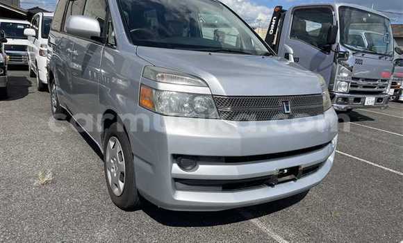 Nunua Ilio tumika Toyota Voxy Fedha Gari ndani ya Beitbridge nchini Matabeleland Kusini