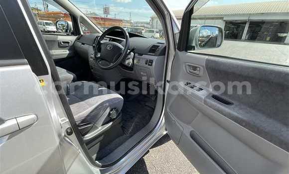 Nunua Ilio tumika Toyota Voxy Fedha Gari ndani ya Beitbridge nchini Matabeleland Kusini Nunua Ilio tumika Toyota Voxy Fedha Gari ndani ya Beitbridge nchini Matabeleland Kusini