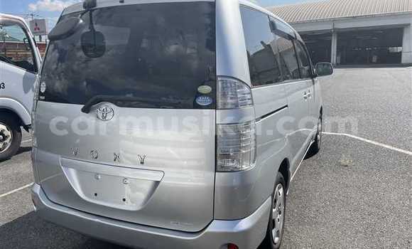 Nunua Ilio tumika Toyota Voxy Fedha Gari ndani ya Beitbridge nchini Matabeleland Kusini Nunua Ilio tumika Toyota Voxy Fedha Gari ndani ya Beitbridge nchini Matabeleland Kusini