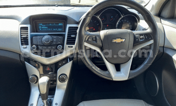 Buy Used Chevrolet Cruze White Car in Beitbridge in Matabeleland South Buy Used Chevrolet Cruze White Car in Beitbridge in Matabeleland South