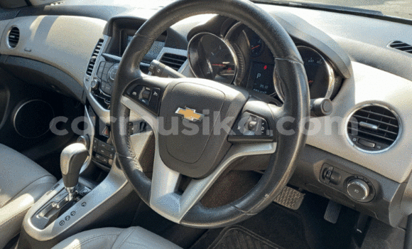 Buy Used Chevrolet Cruze White Car in Beitbridge in Matabeleland South Buy Used Chevrolet Cruze White Car in Beitbridge in Matabeleland South