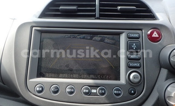 Nunua Ilio tumika Honda Fit Bluu Gari ndani ya Beitbridge nchini Matabeleland Kusini Nunua Ilio tumika Honda Fit Bluu Gari ndani ya Beitbridge nchini Matabeleland Kusini