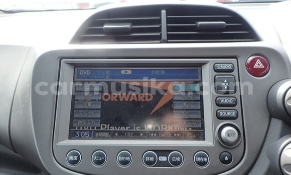 Nunua Ilio tumika Honda Fit Bluu Gari ndani ya Beitbridge nchini Matabeleland Kusini Nunua Ilio tumika Honda Fit Bluu Gari ndani ya Beitbridge nchini Matabeleland Kusini