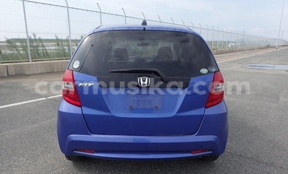 Nunua Ilio tumika Honda Fit Bluu Gari ndani ya Beitbridge nchini Matabeleland Kusini Nunua Ilio tumika Honda Fit Bluu Gari ndani ya Beitbridge nchini Matabeleland Kusini