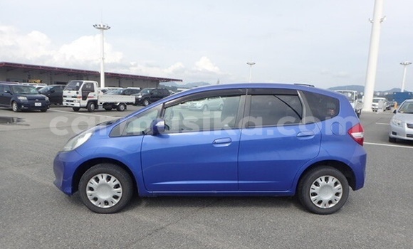 Nunua Ilio tumika Honda Fit Bluu Gari ndani ya Beitbridge nchini Matabeleland Kusini Nunua Ilio tumika Honda Fit Bluu Gari ndani ya Beitbridge nchini Matabeleland Kusini