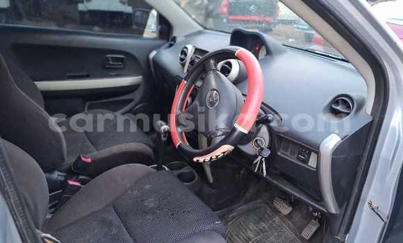 Nunua Ilio tumika Toyota IST Fedha Gari ndani ya Mlima Pleasant nchini Harare Nunua Ilio tumika Toyota IST Fedha Gari ndani ya Mlima Pleasant nchini Harare