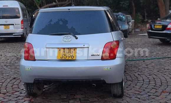 Nunua Ilio tumika Toyota IST Fedha Gari ndani ya Mlima Pleasant nchini Harare Nunua Ilio tumika Toyota IST Fedha Gari ndani ya Mlima Pleasant nchini Harare