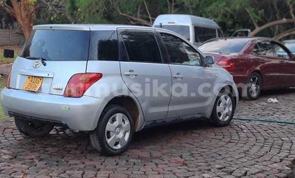 Nunua Ilio tumika Toyota IST Fedha Gari ndani ya Mlima Pleasant nchini Harare Nunua Ilio tumika Toyota IST Fedha Gari ndani ya Mlima Pleasant nchini Harare