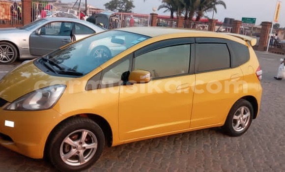 Nunua Ilio tumika Honda Fit Nyingine Gari ndani ya Avondale nchini Harare Nunua Ilio tumika Honda Fit Nyingine Gari ndani ya Avondale nchini Harare
