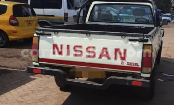 Nunua Ilio tumika Nissan Hardbody Beige Gari ndani ya Avondale nchini Harare Nunua Ilio tumika Nissan Hardbody Beige Gari ndani ya Avondale nchini Harare