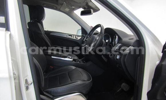 Acheter Occasion Voiture Mercedes‒Benz GL–Class Blanc à Beitbridge, Matabeleland South Acheter Occasion Voiture Mercedes‒Benz GL–Class Blanc à Beitbridge, Matabeleland South