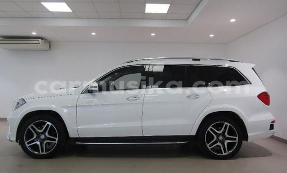 Acheter Occasion Voiture Mercedes‒Benz GL–Class Blanc à Beitbridge, Matabeleland South Acheter Occasion Voiture Mercedes‒Benz GL–Class Blanc à Beitbridge, Matabeleland South