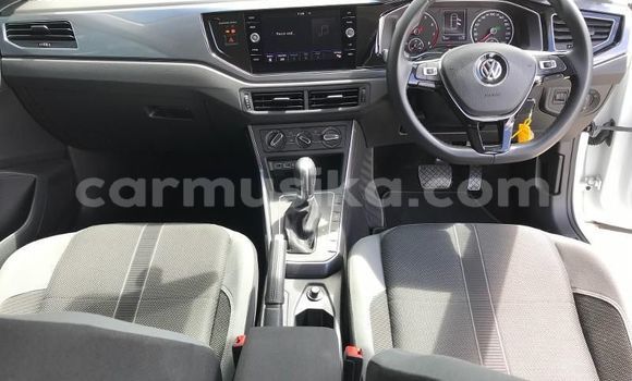 Buy Used Volkswagen Polo White Car in Beitbridge in Matabeleland South Buy Used Volkswagen Polo White Car in Beitbridge in Matabeleland South