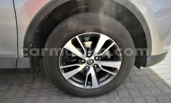 Acheter Occasion Voiture Toyota RAV4 Gris à Beitbridge, Matabeleland South Acheter Occasion Voiture Toyota RAV4 Gris à Beitbridge, Matabeleland South