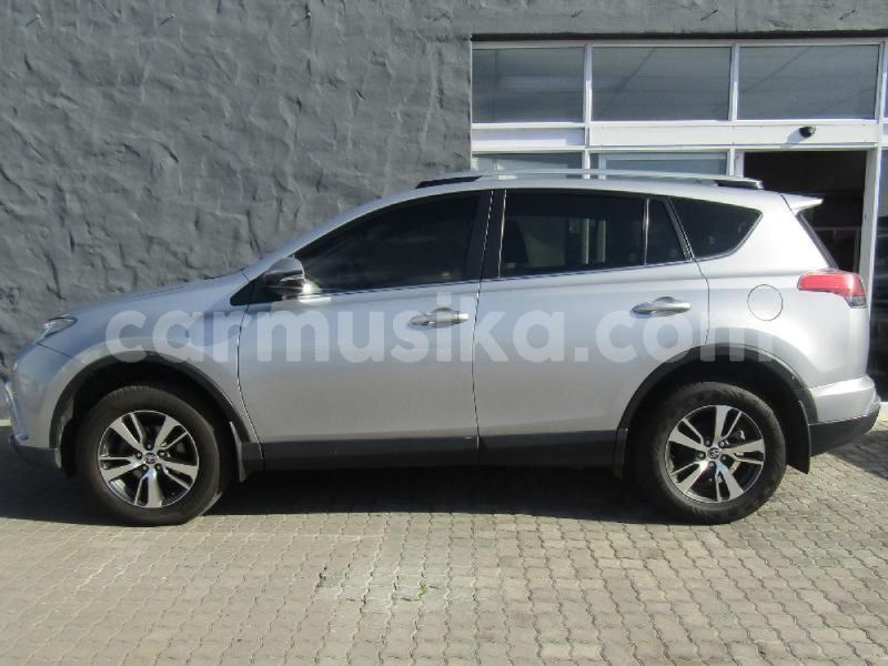 Big with watermark toyota rav4 matabeleland south beitbridge 24360