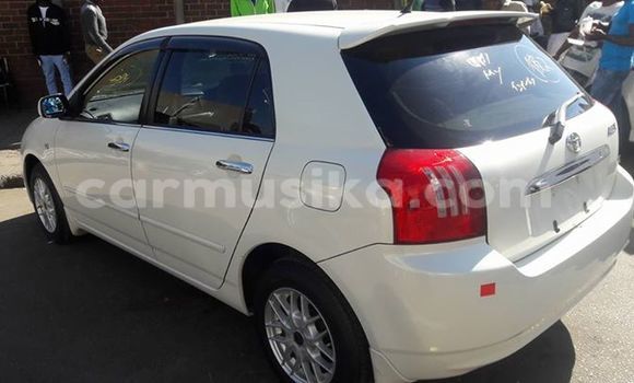 Acheter Occasion Voiture Toyota Allex Blanc à Alexandra Park, Harare Acheter Occasion Voiture Toyota Allex Blanc à Alexandra Park, Harare