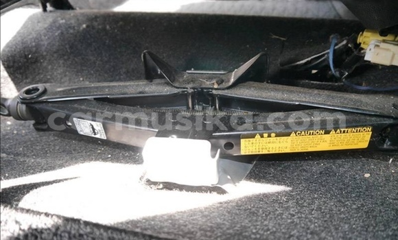 Tenga Tsaru Toyota Vitz Sirivha Mota in Beitbridge in Matabeleland South Tenga Tsaru Toyota Vitz Sirivha Mota in Beitbridge in Matabeleland South