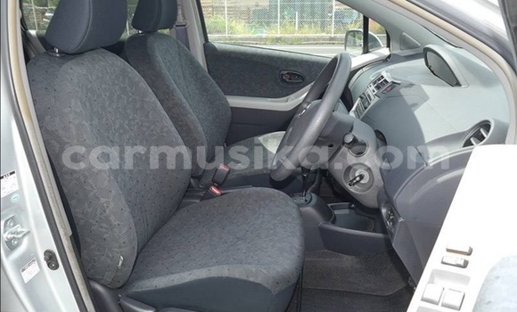 Tenga Tsaru Toyota Vitz Sirivha Mota in Beitbridge in Matabeleland South Tenga Tsaru Toyota Vitz Sirivha Mota in Beitbridge in Matabeleland South