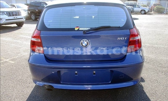 Buy Used BMW 1-Series Blue Car in Beitbridge in Matabeleland South Buy Used BMW 1-Series Blue Car in Beitbridge in Matabeleland South