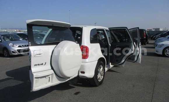 Tenga Tsaru Toyota RAV4 Chena Mota in Beitbridge in Matabeleland South Tenga Tsaru Toyota RAV4 Chena Mota in Beitbridge in Matabeleland South