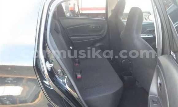 Buy Used Toyota Vitz Black Car in Beitbridge in Matabeleland South Buy Used Toyota Vitz Black Car in Beitbridge in Matabeleland South