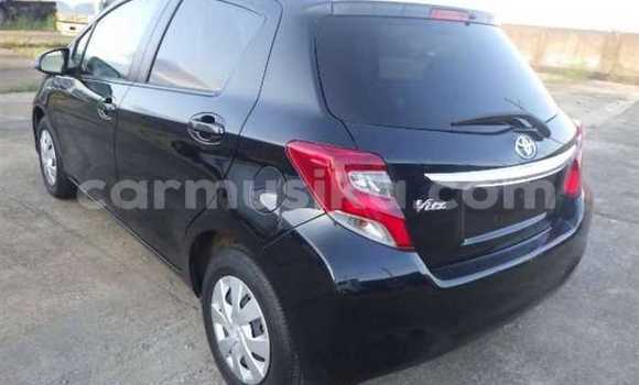Buy Used Toyota Vitz Black Car in Beitbridge in Matabeleland South Buy Used Toyota Vitz Black Car in Beitbridge in Matabeleland South