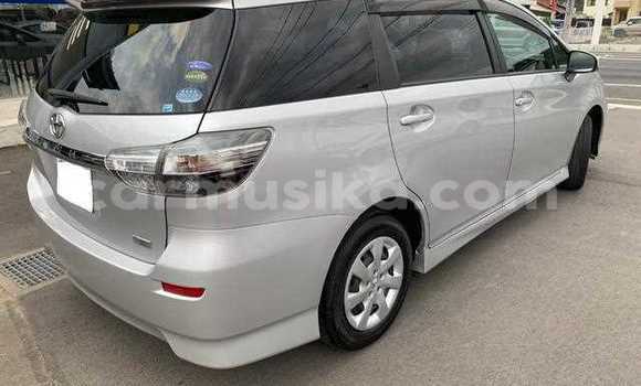 Tenga Tsaru Toyota Wish Sirivha Mota in Beitbridge in Matabeleland South Tenga Tsaru Toyota Wish Sirivha Mota in Beitbridge in Matabeleland South