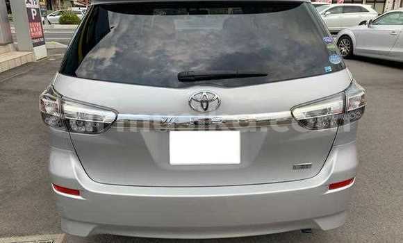 Tenga Tsaru Toyota Wish Sirivha Mota in Beitbridge in Matabeleland South Tenga Tsaru Toyota Wish Sirivha Mota in Beitbridge in Matabeleland South