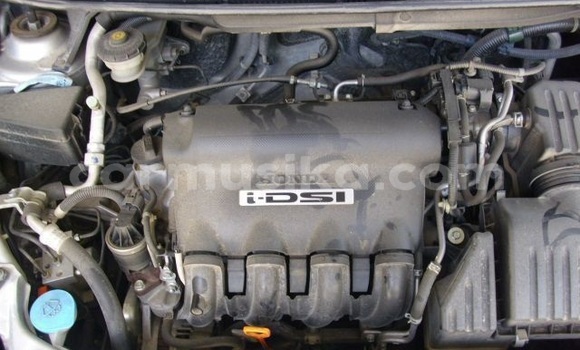 Nunua Ilio tumika Honda Fit Fedha Gari ndani ya Beitbridge nchini Matabeleland Kusini