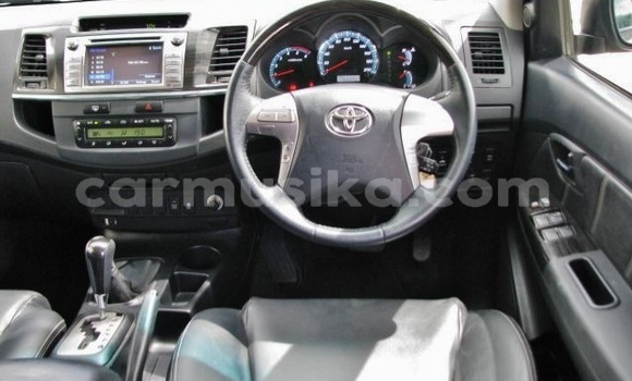 Acheter Occasion Voiture Toyota Fortuner Autre à Beitbridge, Matabeleland South Acheter Occasion Voiture Toyota Fortuner Autre à Beitbridge, Matabeleland South