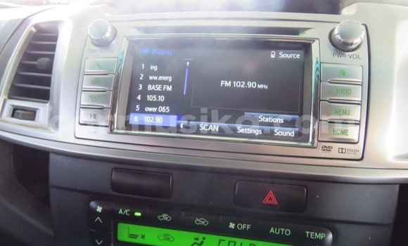 Acheter Occasion Voiture Toyota Hilux Blanc à Beitbridge, Matabeleland South Acheter Occasion Voiture Toyota Hilux Blanc à Beitbridge, Matabeleland South