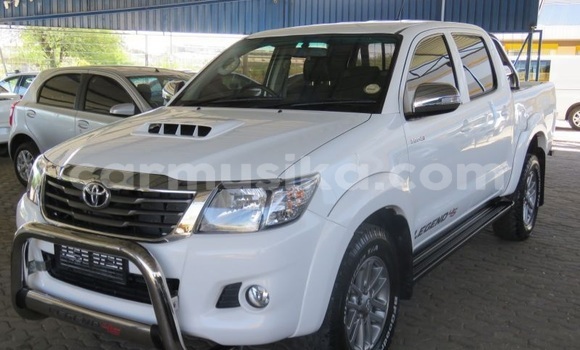 Acheter Occasion Voiture Toyota Hilux Blanc à Beitbridge, Matabeleland South Acheter Occasion Voiture Toyota Hilux Blanc à Beitbridge, Matabeleland South