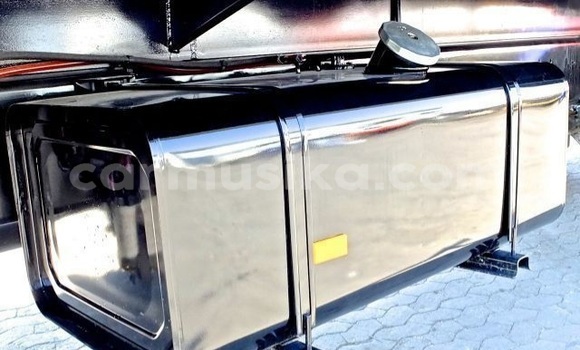 Acheter Occasion Utilitaire Hino 300 Blanc à Beitbridge, Matabeleland South Acheter Occasion Utilitaire Hino 300 Blanc à Beitbridge, Matabeleland South