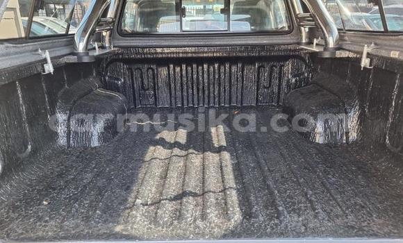 Acheter Occasion Voiture Toyota Hilux Gris à Beitbridge, Matabeleland South Acheter Occasion Voiture Toyota Hilux Gris à Beitbridge, Matabeleland South